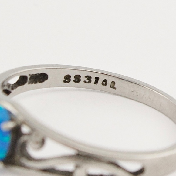 Estate Synthetic Blue Opal Silver Tone Ring Size 8 - Picture 5 of 5